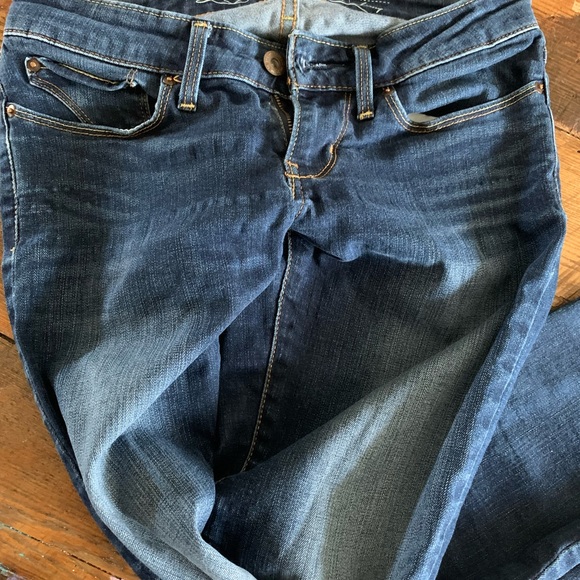 Woman’s Levi’s Skinny Jeans 👖 - Picture 4 of 4